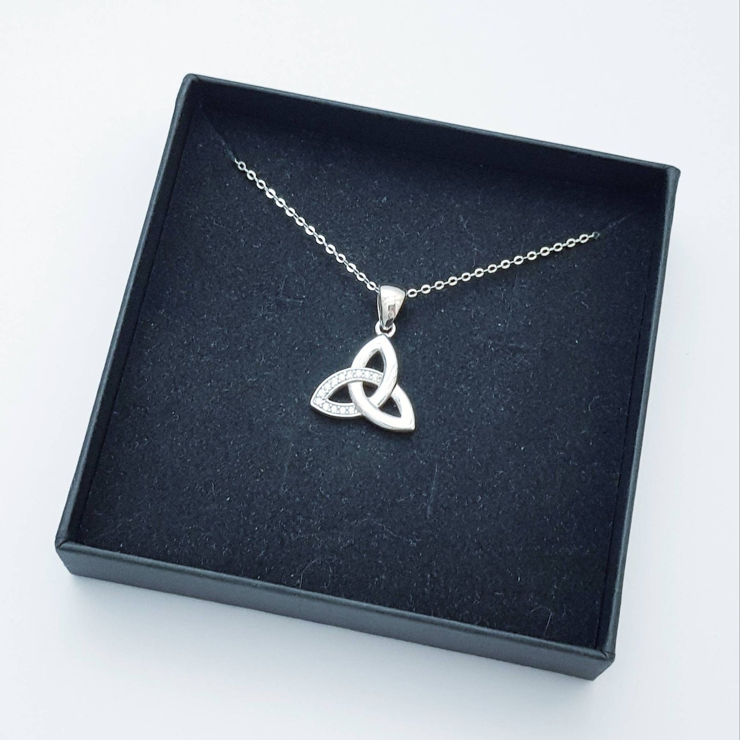 Celtic Trinity knot pendant, celtic necklace made in Ireland