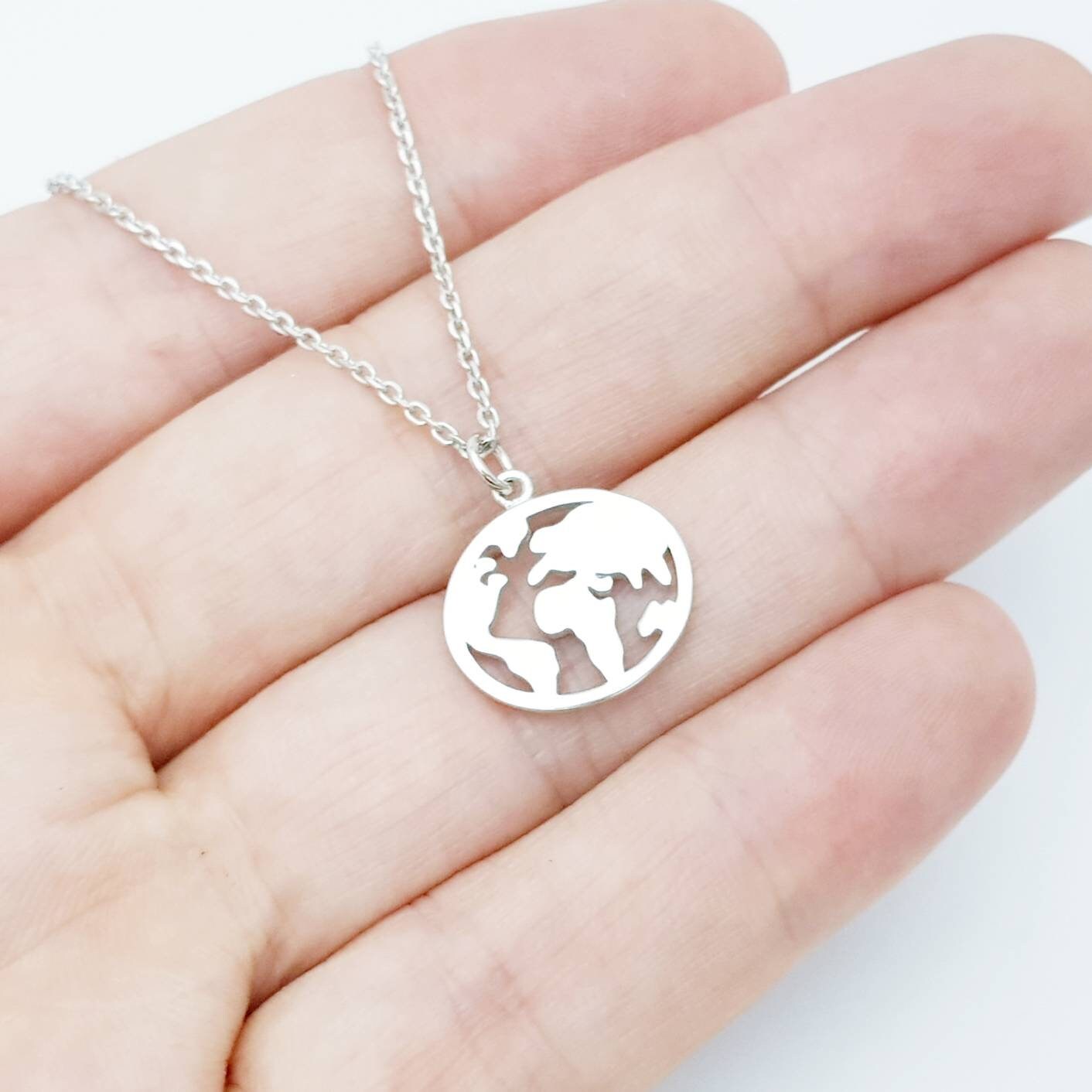 World Map Necklace, World necklace, Wanderlust Necklace, Travel necklace, Oval Earth Necklace, World jewelry