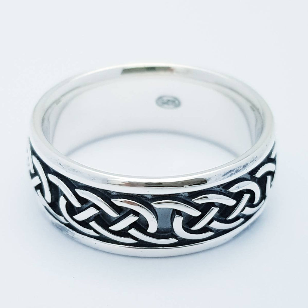 Sterling Silver Celtic Ring with oxidised black background
