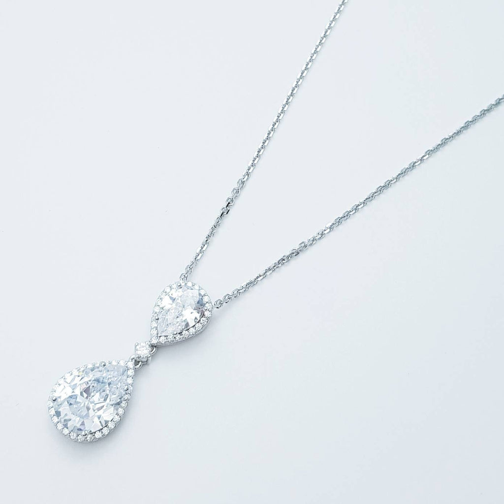 Sterling silver teardrop shaped necklace, vintage style pendant