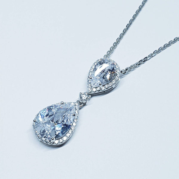 Sterling silver teardrop shaped necklace, vintage style pendant