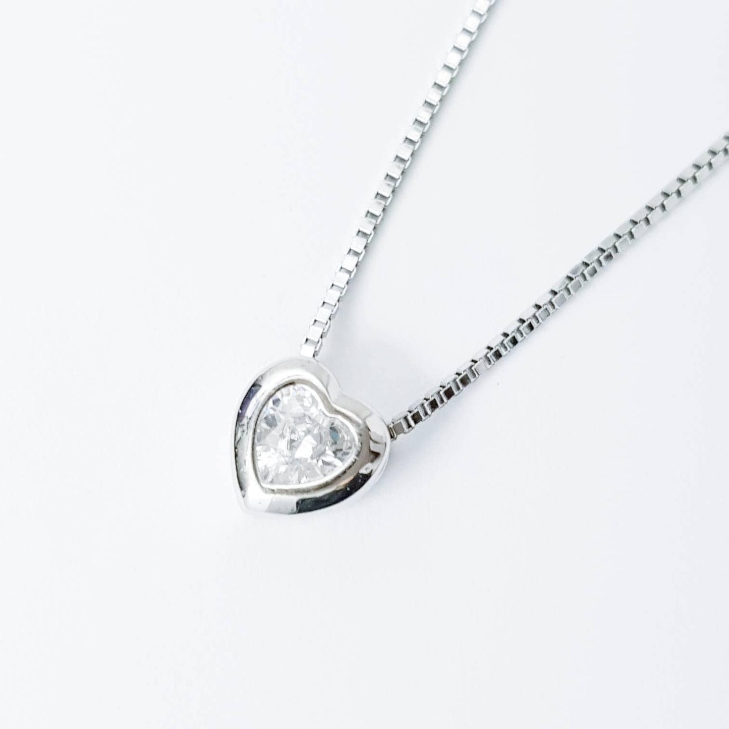 Cute heart necklace, necklace for girlfriend, dainty heart pendant