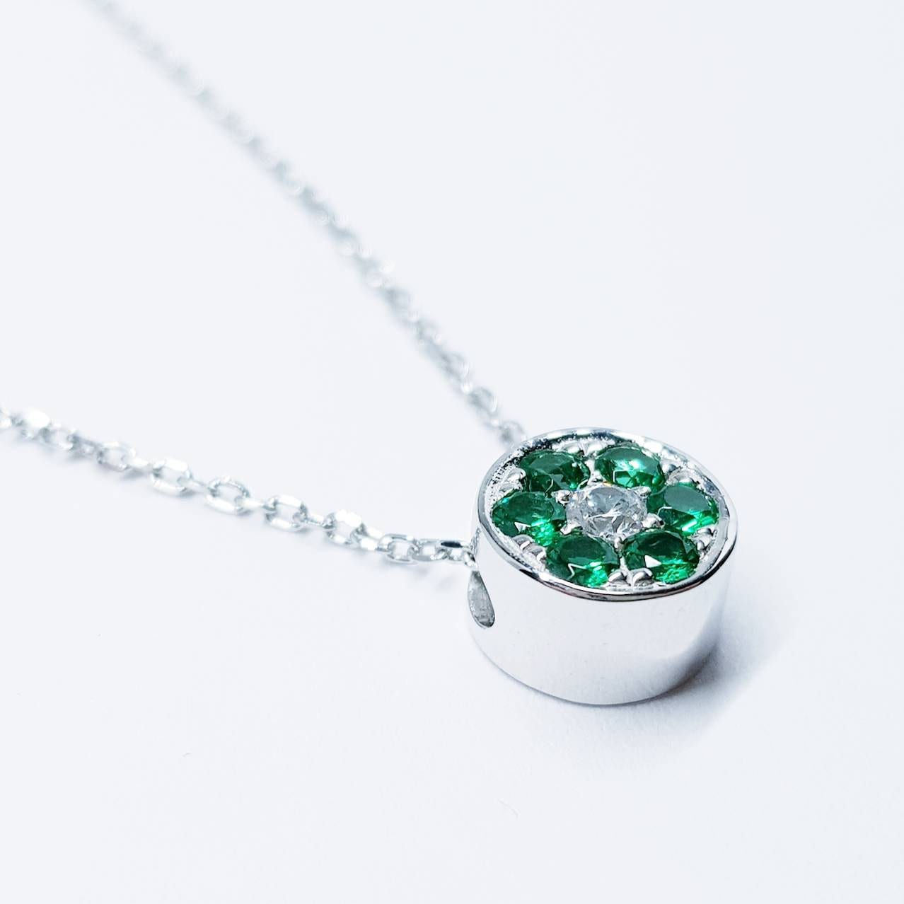 Dainty sterling silver floating green necklace, small round pendant