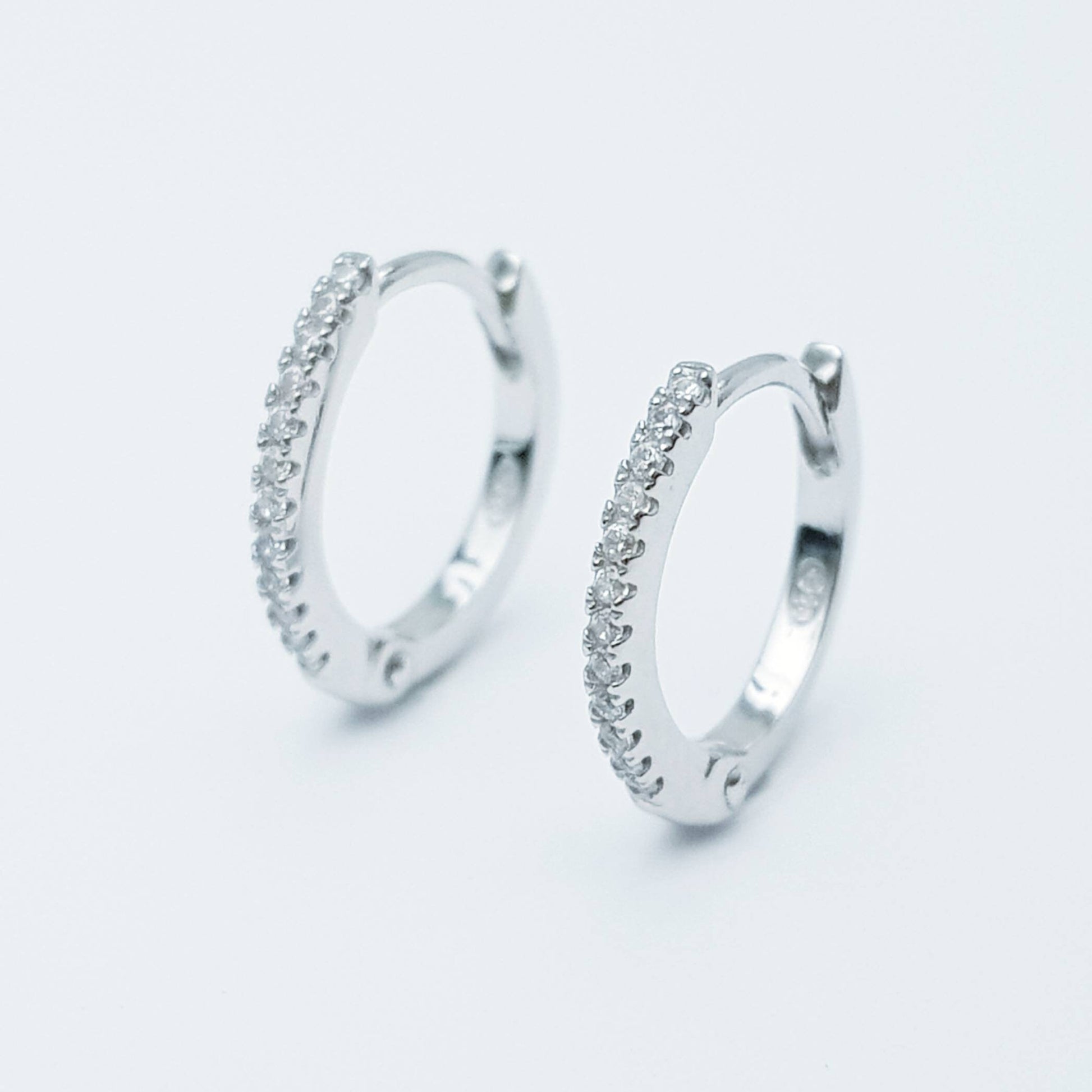 Thin hoop earrings - minimal jewelry - dainty hoops - silver Huggie earrings