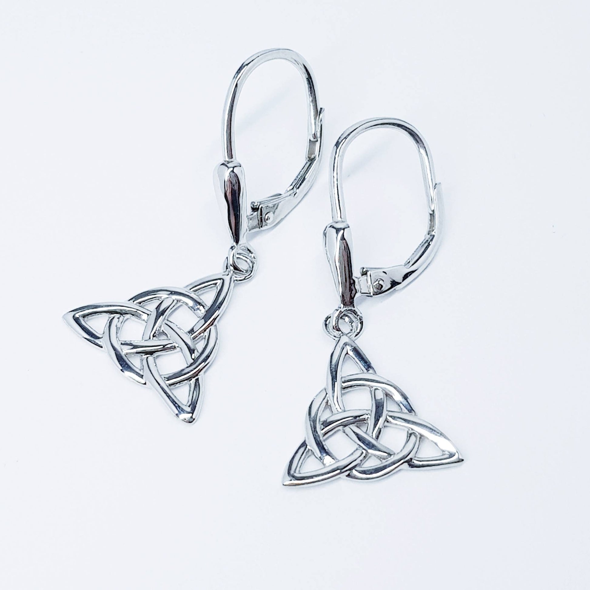 Silver Celtic knot Earrings, Irish Earrings, two tone Celtic Earrings